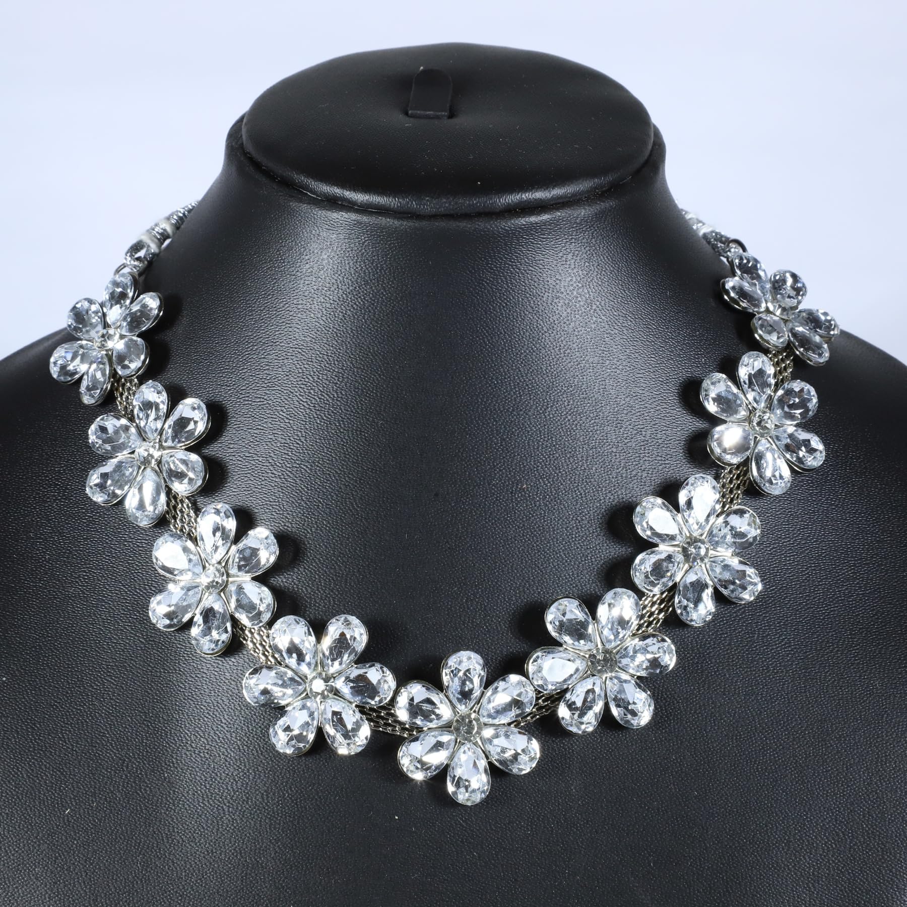 Zingme Latest Stylish Traditional Oxidised Silver Necklace Jewellery Set for Women